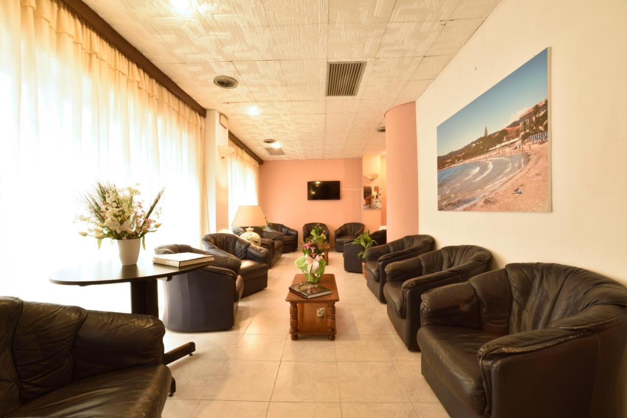 Hotel Morchio Mhotelsgroup Diano Marina Exterior photo