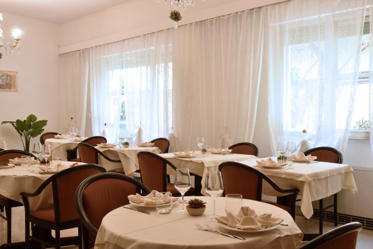 Hotel Morchio Mhotelsgroup Diano Marina Exterior photo