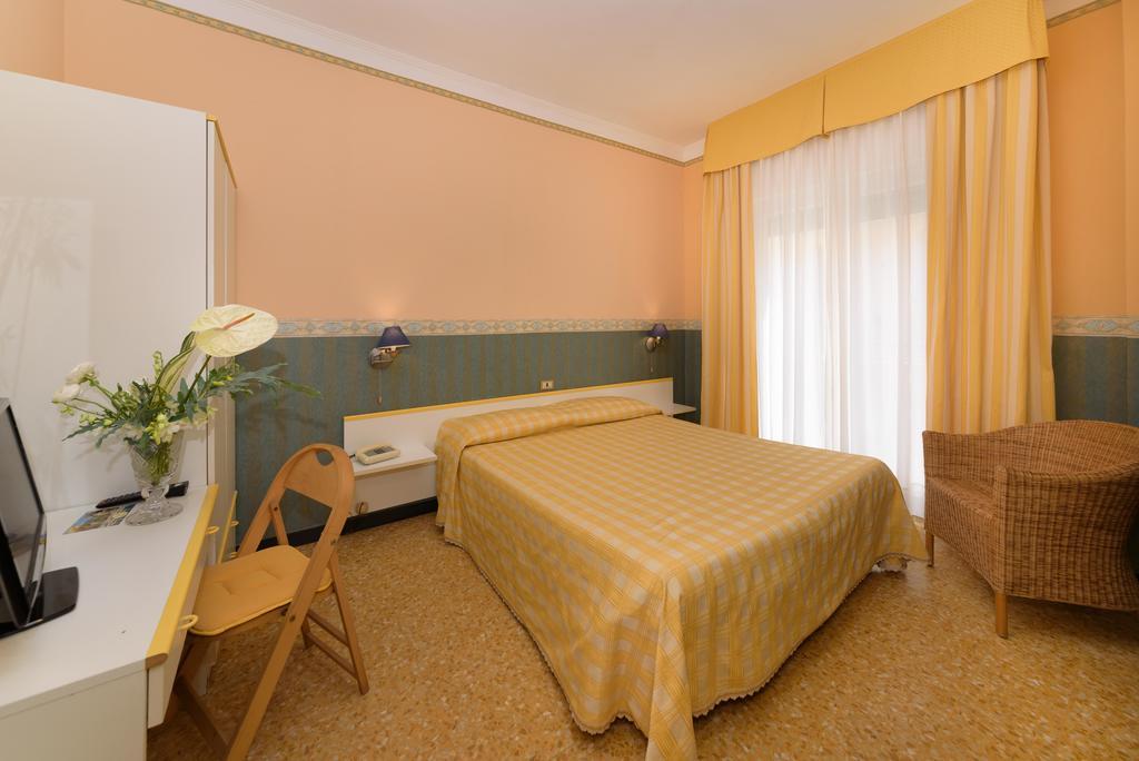 Hotel Morchio Mhotelsgroup Diano Marina Exterior photo